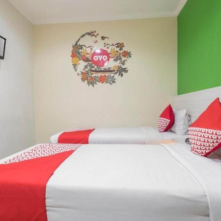 Collection O 91714 Hotel Alden Makassar Dış mekan fotoğraf